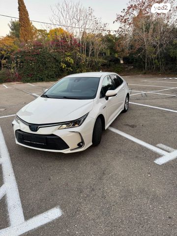 טויוטה קורולה