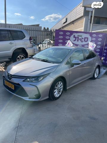 מודעת רכב טויוטה קורולה