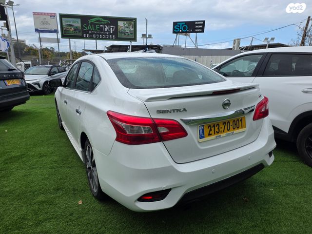 ניסאן סנטרה