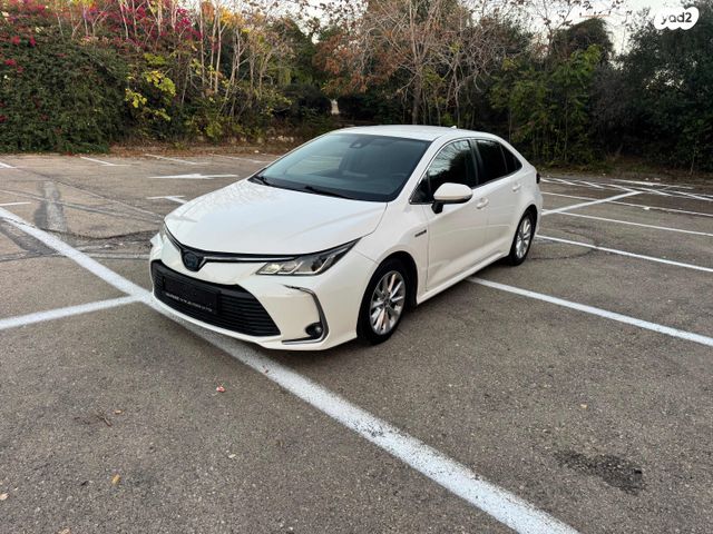 טויוטה קורולה