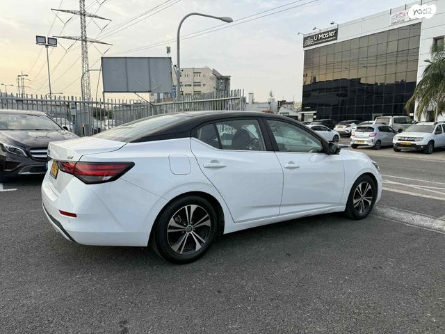 ניסאן סנטרה