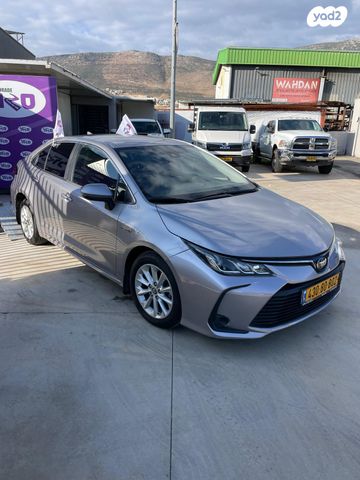 טויוטה קורולה