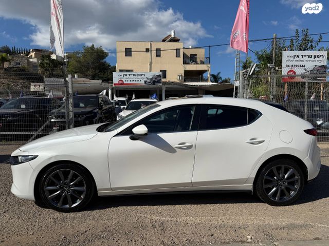 מאזדה 3