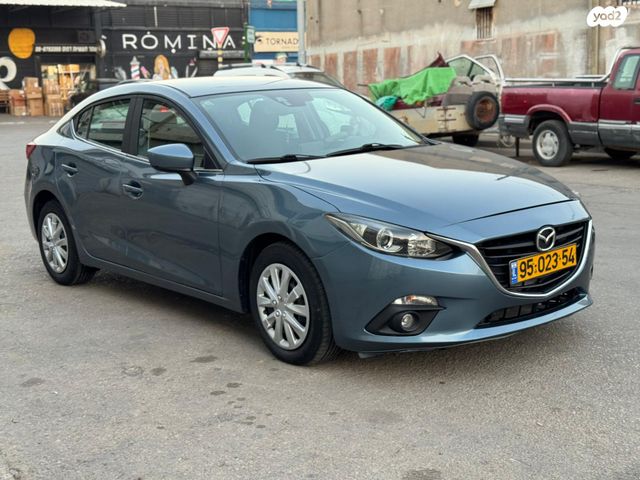 מודעת רכב מאזדה 3 2