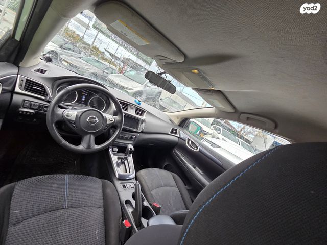 ניסאן סנטרה