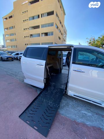 מודעת רכב קיה קרניבל