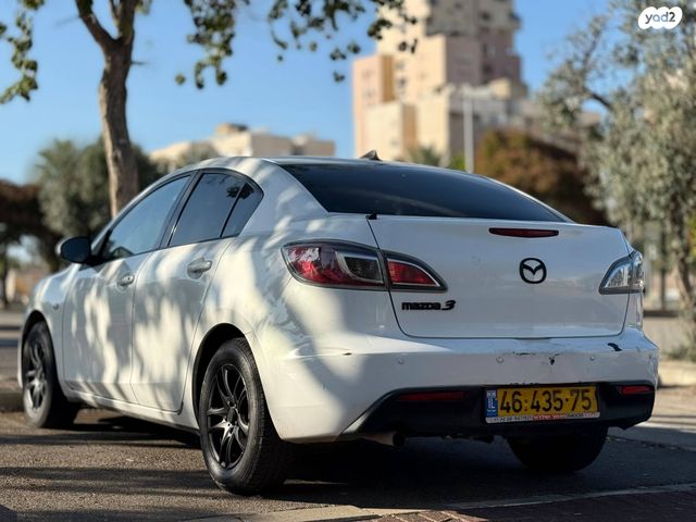 מאזדה 3