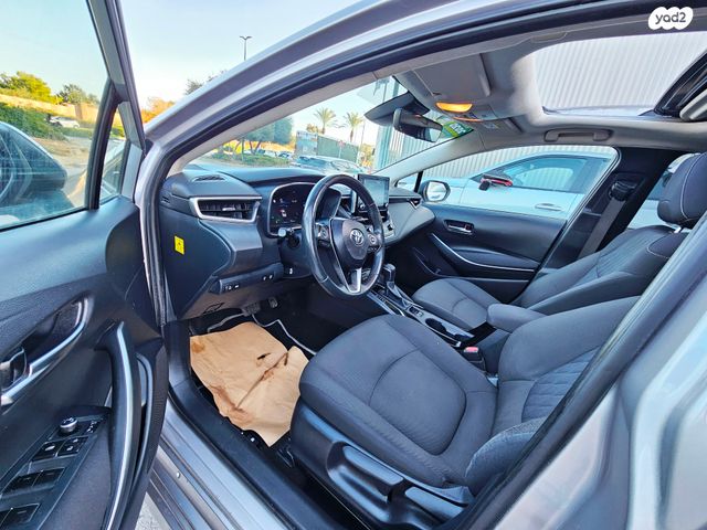 טויוטה קורולה