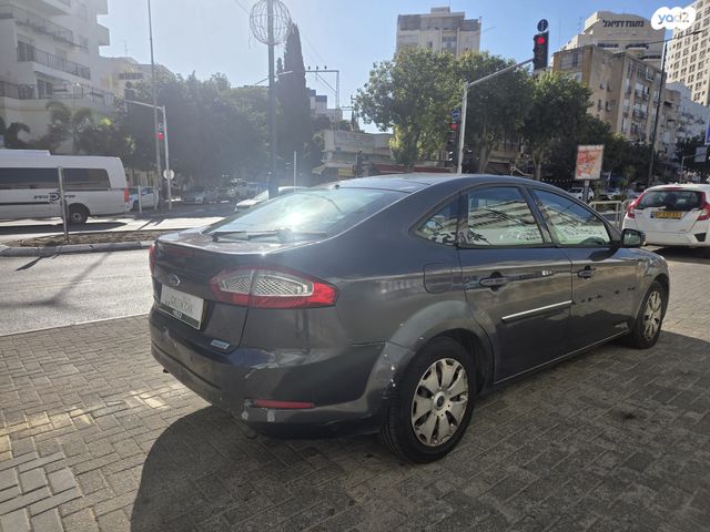 פורד מונדאו