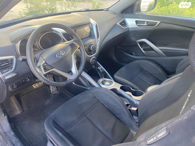 יונדאי ולוסטר