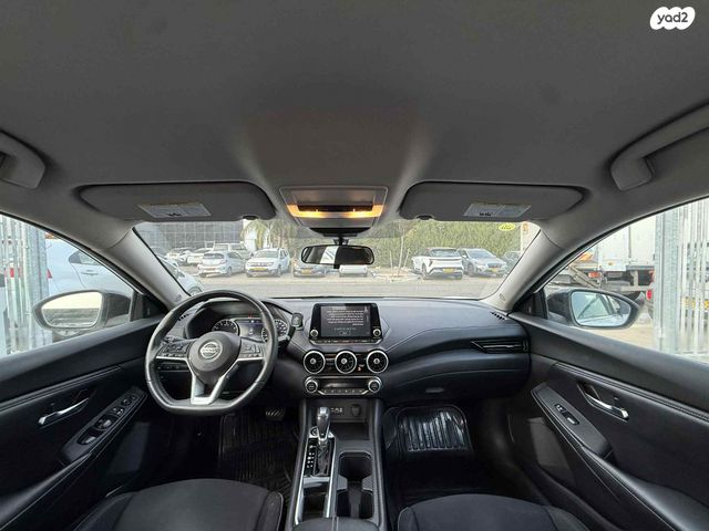 ניסאן סנטרה