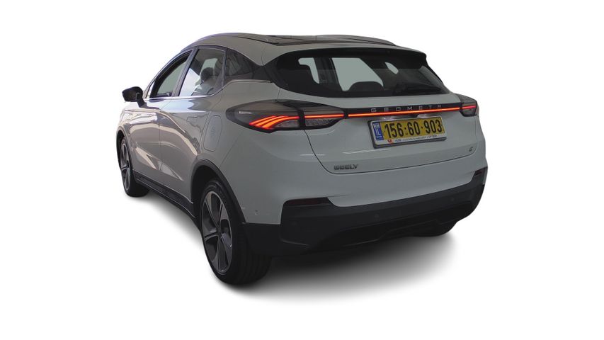 ג׳ילי Geometry C