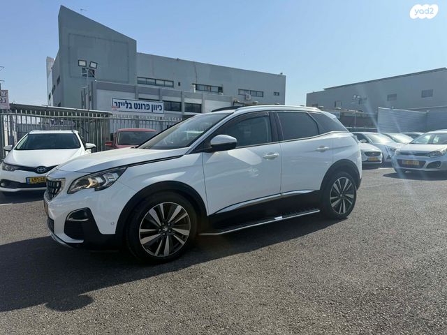 מודעת רכב פיג'ו 3008