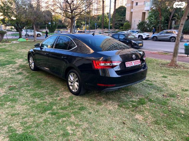 סקודה סופרב