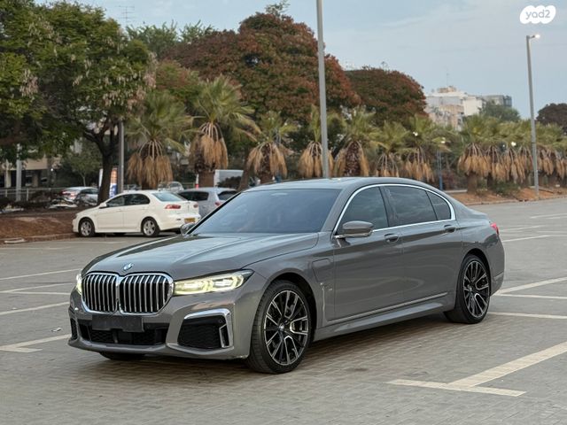 מודעת רכב ב מ וו סדרה 7