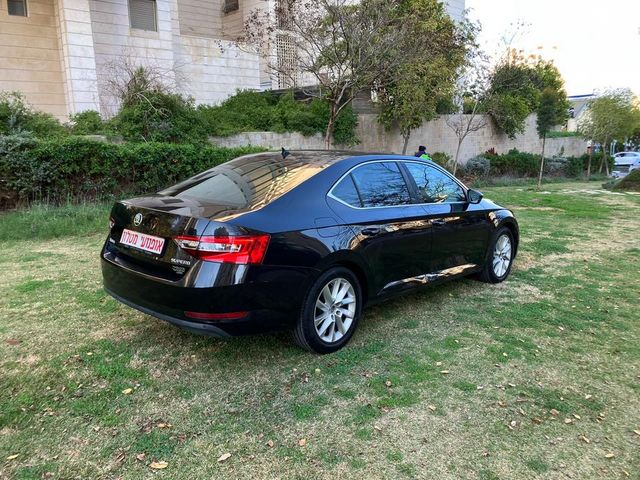 סקודה סופרב