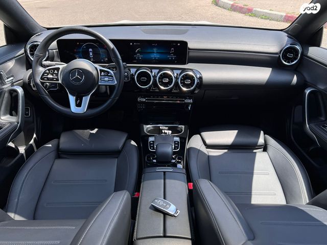 מרצדס-בנץ CLA