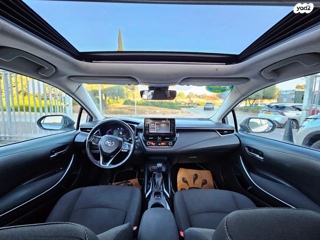 טויוטה קורולה