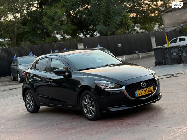 מודעת רכב מאזדה 2