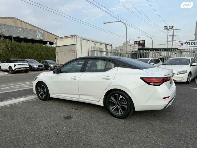 ניסאן סנטרה