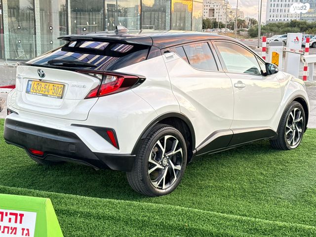 טויוטה C-HR