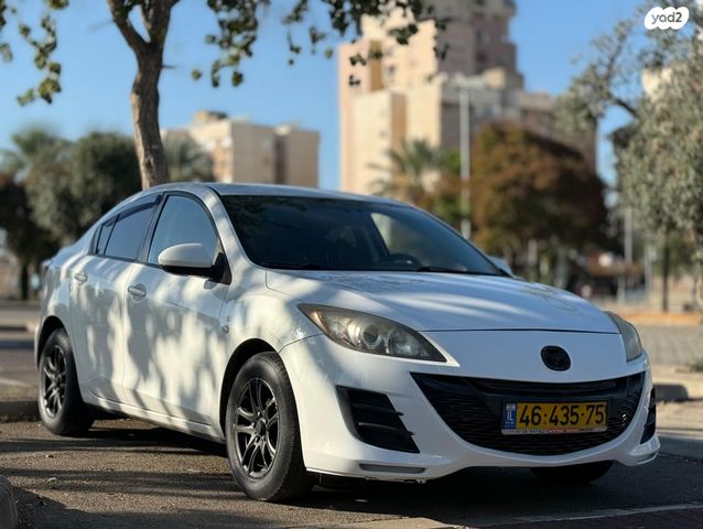 מודעת רכב מאזדה 3