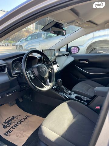 טויוטה קורולה