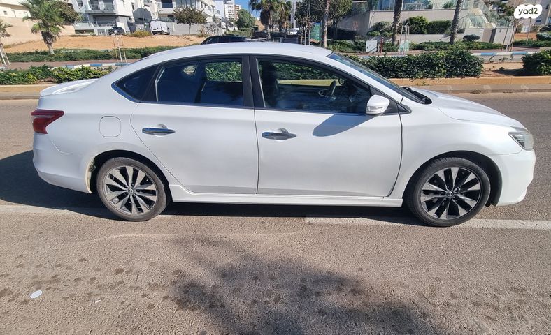 ניסאן סנטרה