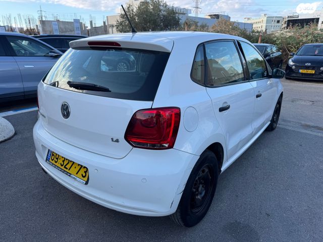 פולקסווגן פולו 