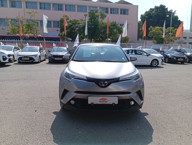 טויוטה C-HR