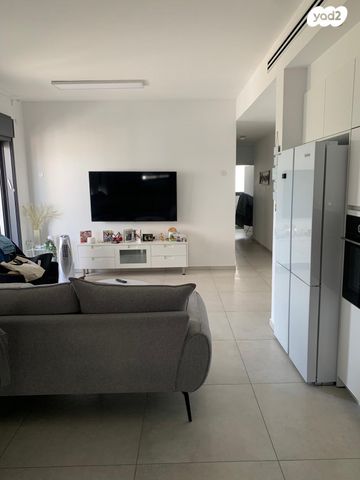 שאול המלך 12