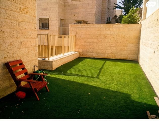 דירת גן, תירוש 306, כרמי צור, כרמי צור