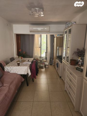 דירה, חסן בן גרא 6, רובע ו', אשדוד