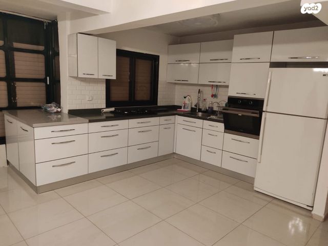 אהרון בן יוסף 10