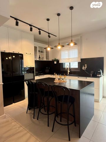 דירה, יעקב תמרי 17, חצרות המושבה, רחובות