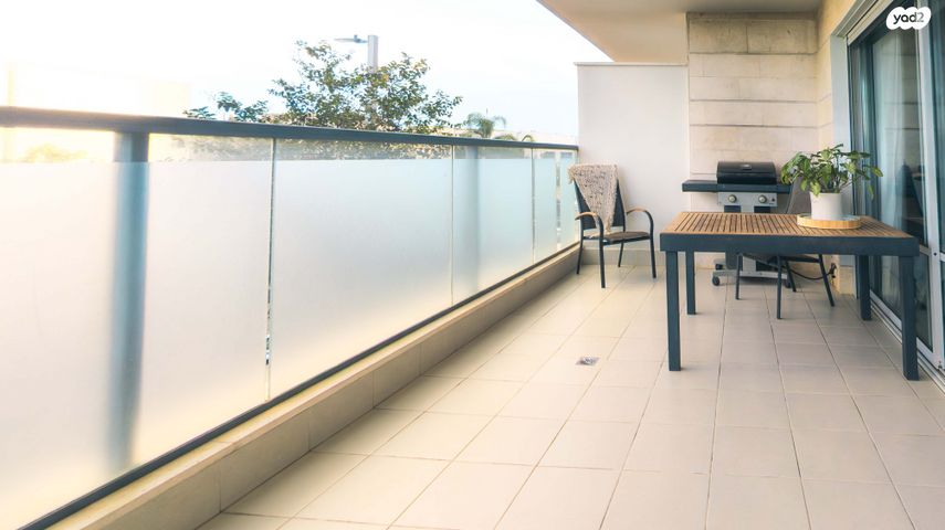 דירה, פרופ' יובל נאמן 17, רחובות המדע, רחובות