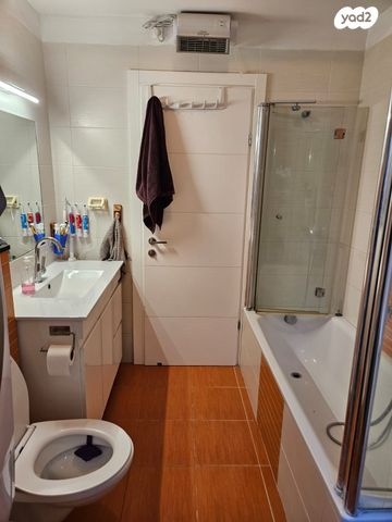 דירה, מרטין בובר 17, רמת בן גוריון, חיפה