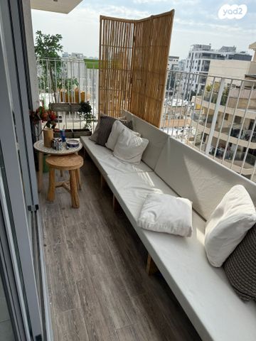 דירה, אמנון ותמר 23, מרום נווה, רמת יצחק, רמת גן