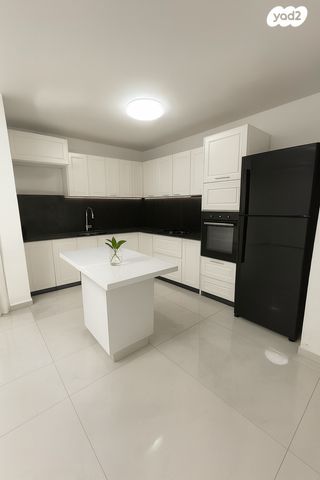 גג/ פנטהאוז, האר"י 14, רמת חן ובן ציון, נתניה