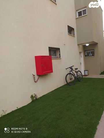 דירת גן, שדרות השיטה 64, קרית מנחם, אופקים