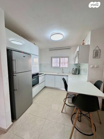 דירה, הושע בן באר 53, שפירא, אופקים