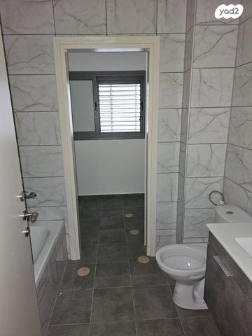 דירה, לח"י 11, שאר העיר, בני ברק