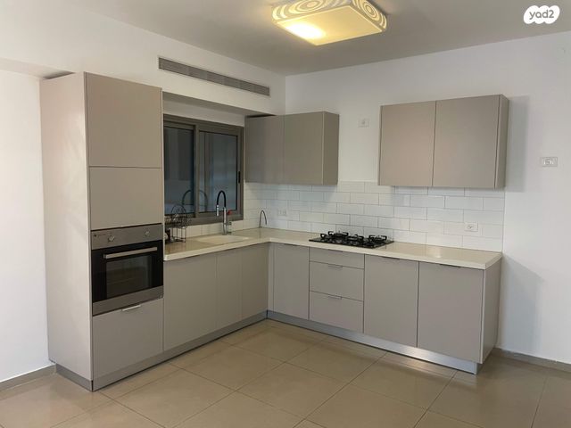 דירה, אבנר בן נר 12, סביוני נצר סירני, נס ציונה