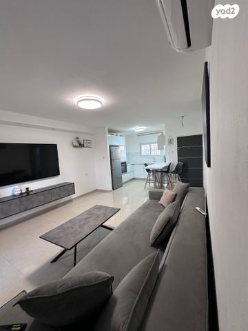 דירה, הושע בן באר 53, שפירא, אופקים