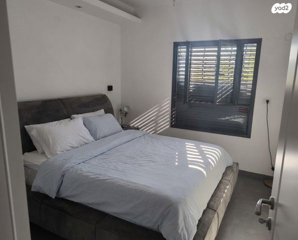 בית פרטי/ קוטג', יצחק בן צבי 50, קרית בנימין, קרית אתא