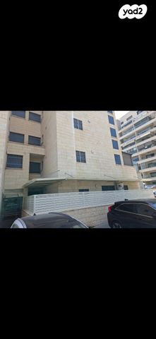 דירת גן, שושנה דמארי 4, קרית האמנים, מצליח, רמלה