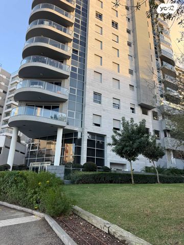 דירה, מנדל זינגר 12, סביוני הכרמל, חיפה