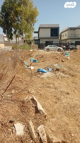 מגרשים, שושן צחור 18, הכלניות, שדרות