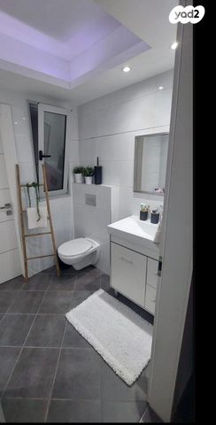 דירה, שדרות הציונות 6, ברנע, אשקלון