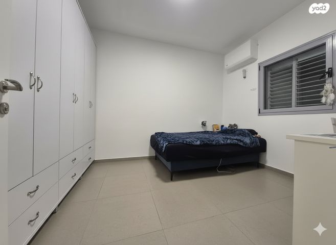 דירה, הצנחנים 5, אריק שרון, נהריה